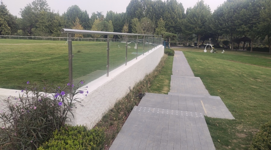 河南福壽園藏山苑UHPC圍墻肌理板建設(shè)項(xiàng)目 河南福壽園藏山苑UHPC圍墻肌理板建設(shè)項(xiàng)目