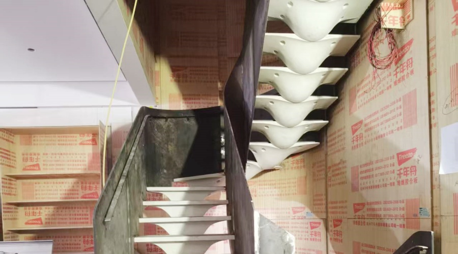 山東皇家私人定制GRG旋轉樓梯魚骨造型 山東皇家私人定制GRG旋轉樓梯魚骨造型